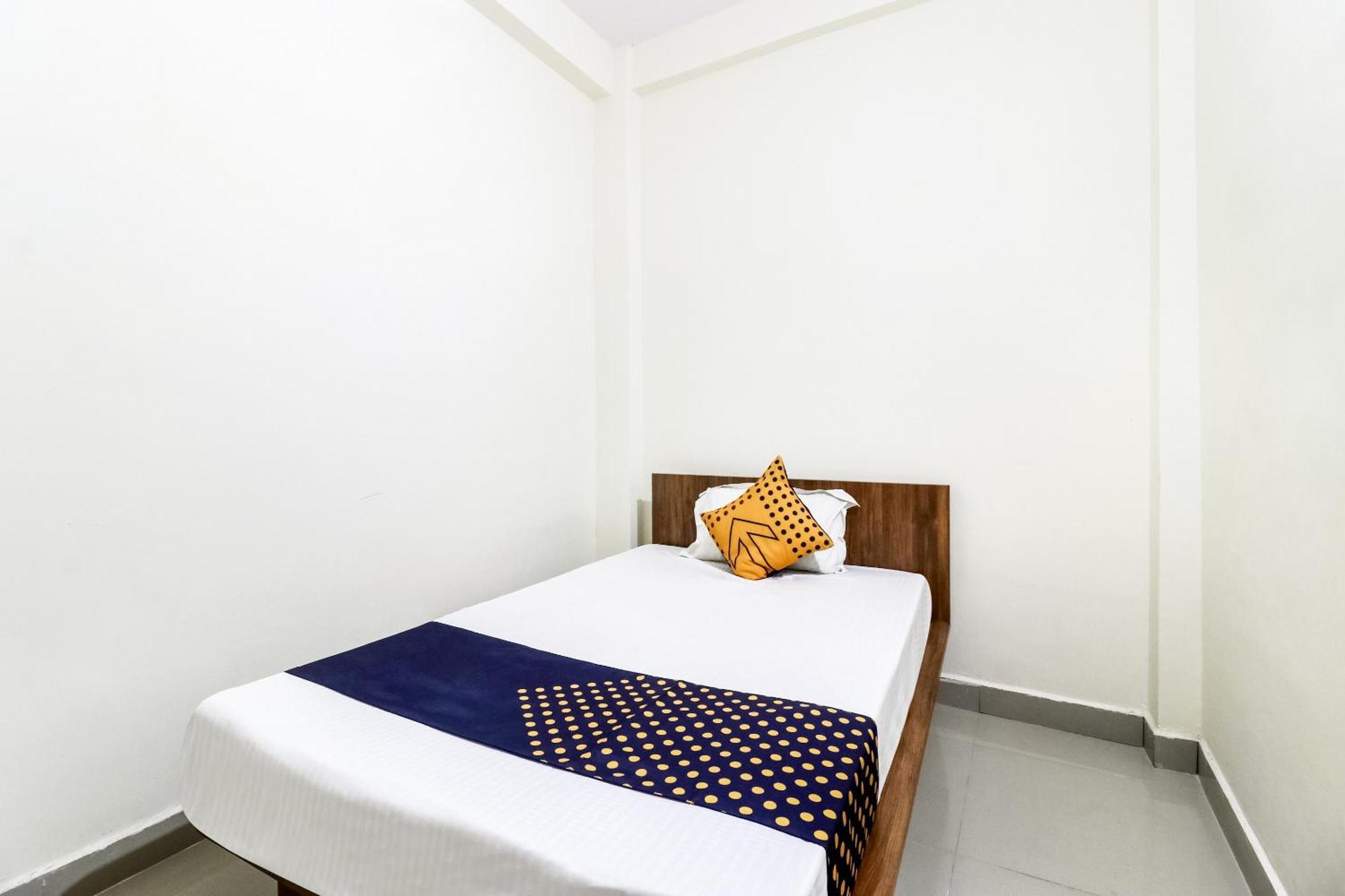 Oyo 40073 Yash Homestay Samarda Kaliāsot Exterior foto