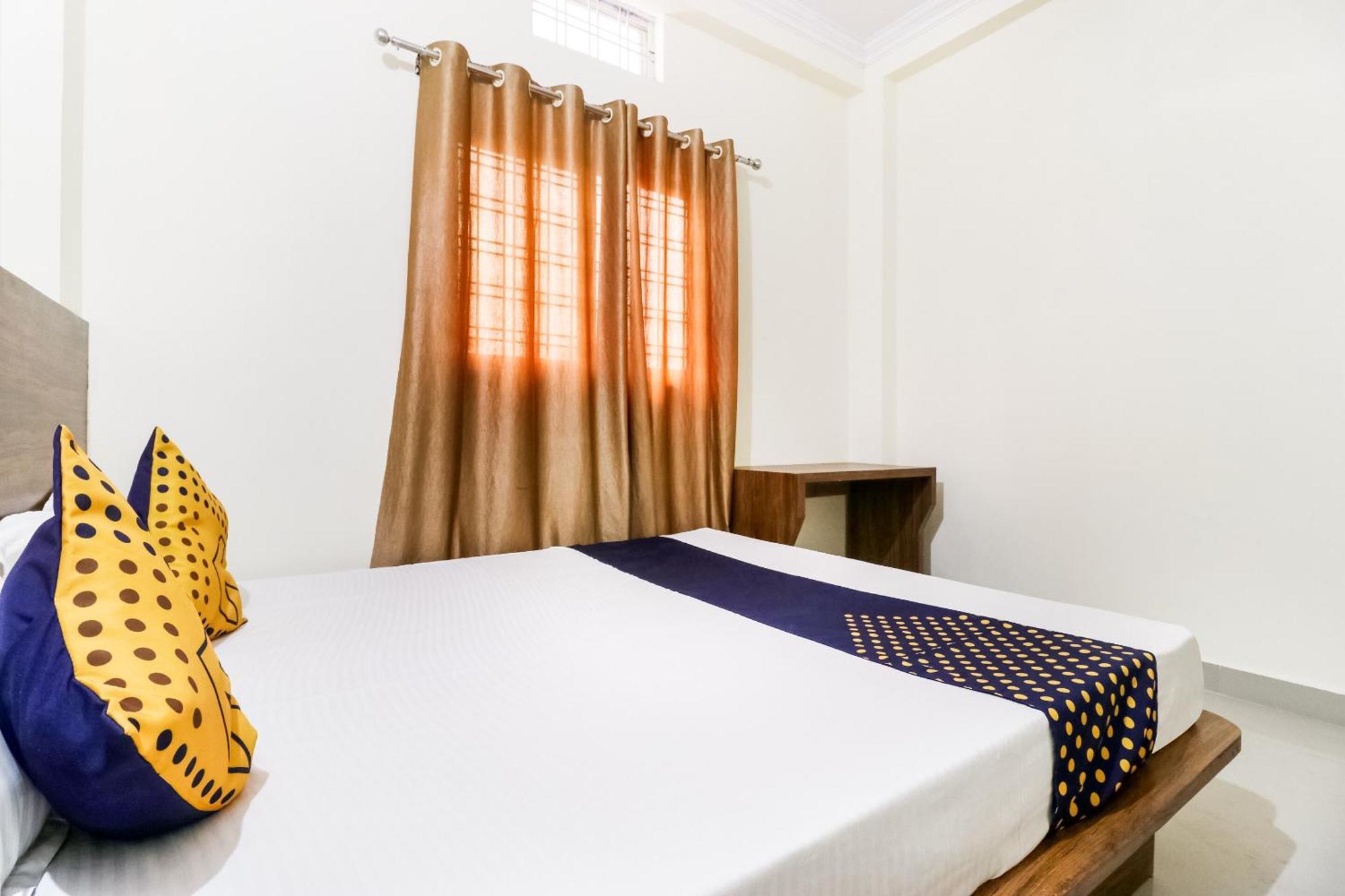 Oyo 40073 Yash Homestay Samarda Kaliāsot Exterior foto